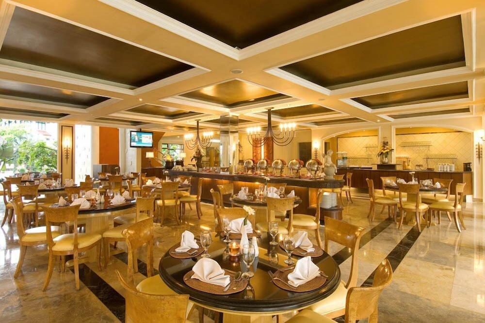 ยัสมิน รีสอร์ต แอนด์ คอนเฟอเรนซ์ โฮเต็ล Hotel ปุนจัก ภายนอก รูปภาพ